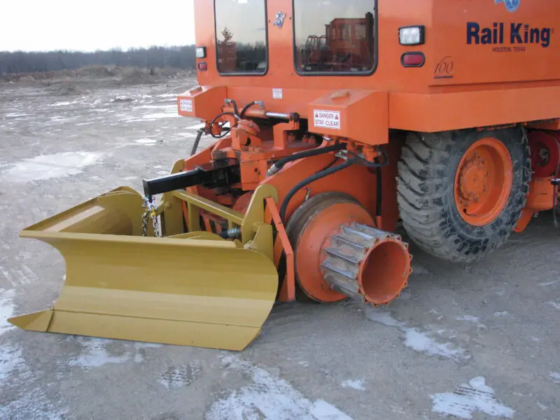 Rail King V-Plow 90" Fixed